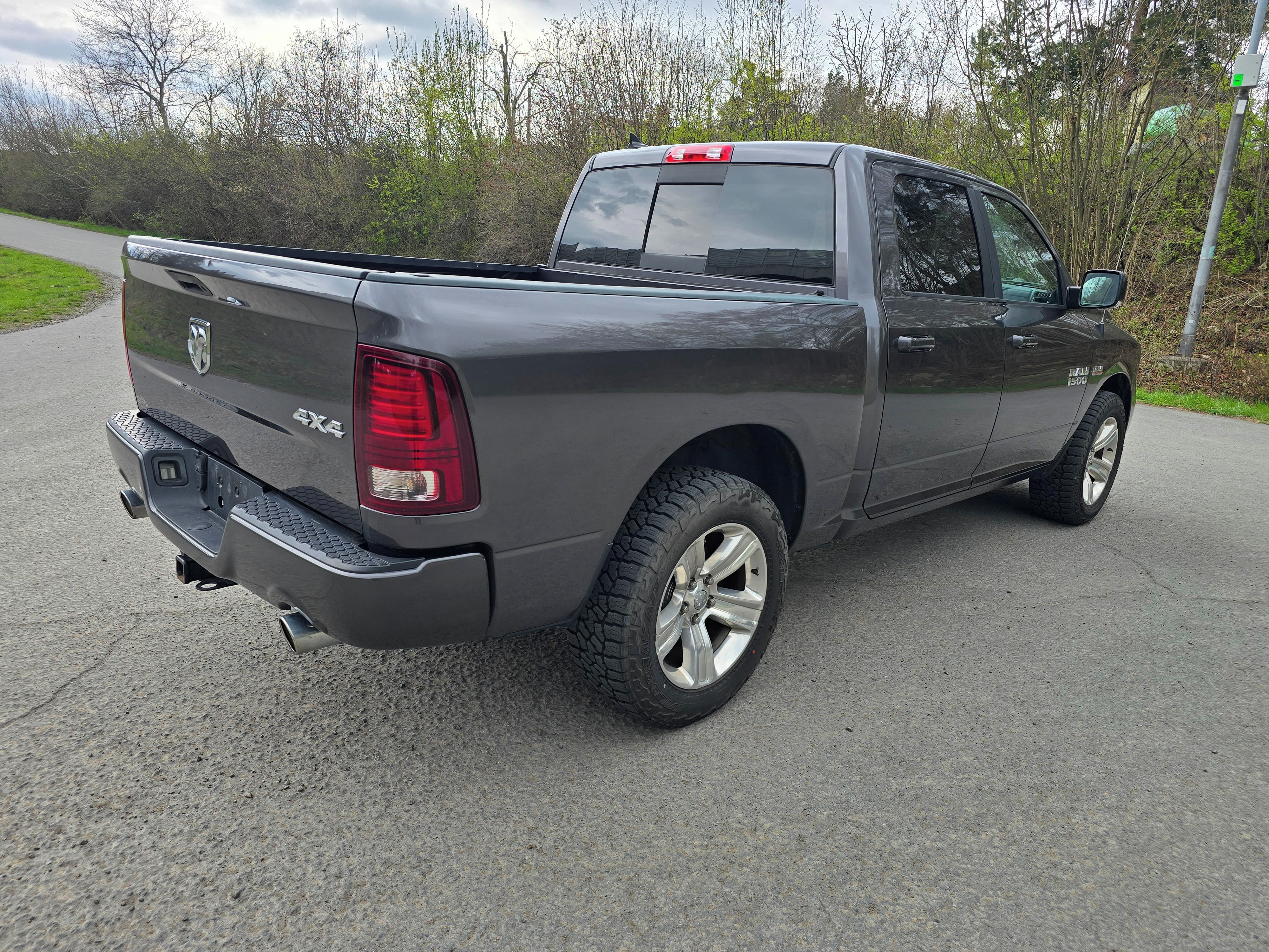 Dodge Ram, 5,7 HEMI, SPORT, 4X4, DPH - fotka 3