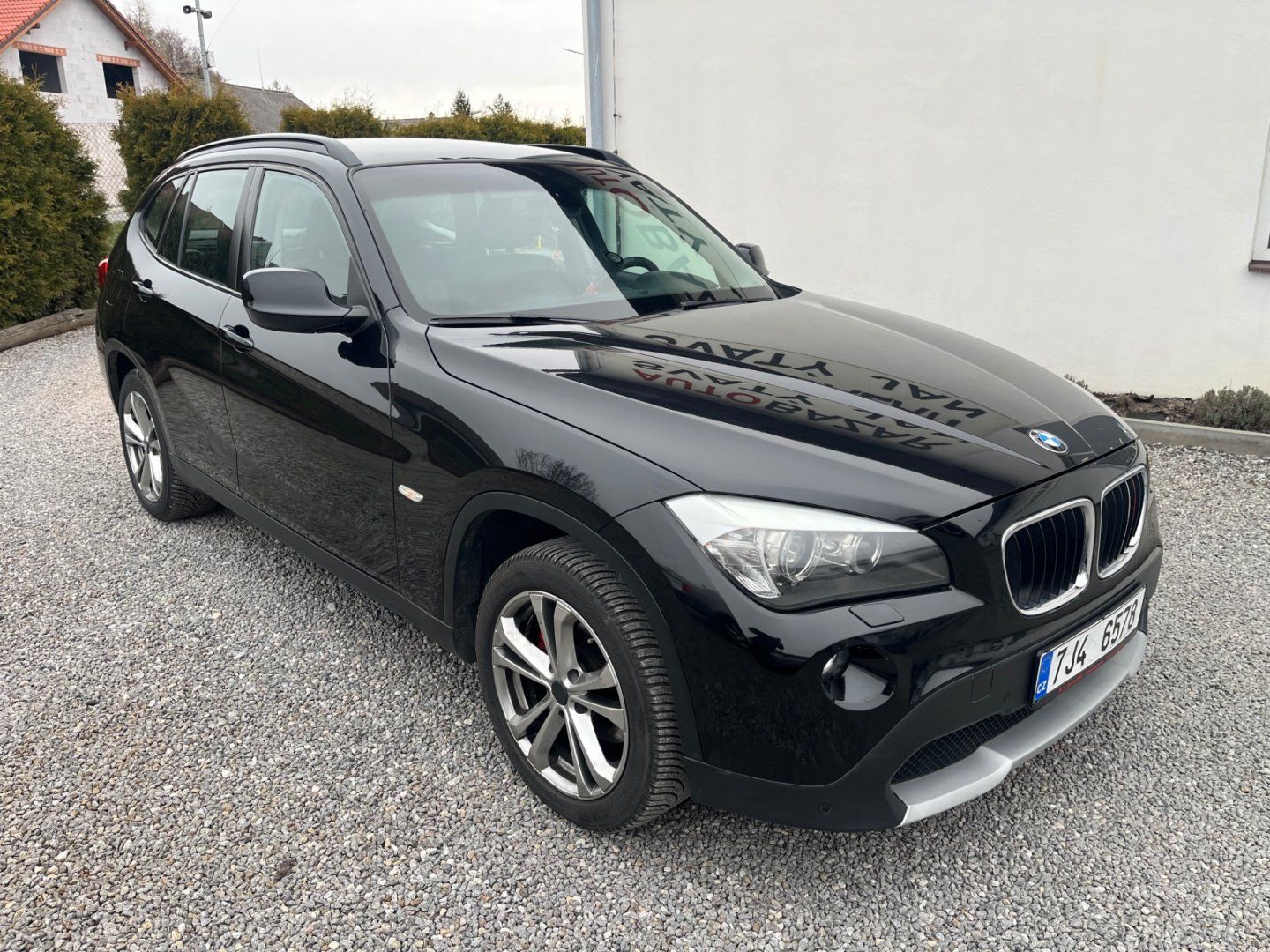 BMW X1, 2.0 X DRIVE,nová STK