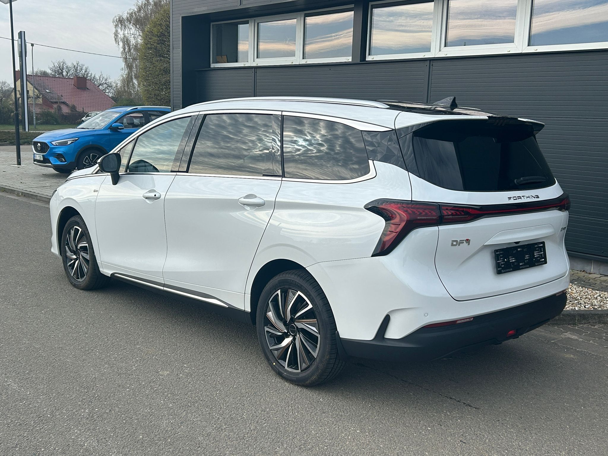 Dongfeng U-Tour, Dongfeng U Tour HEV - fotka 4