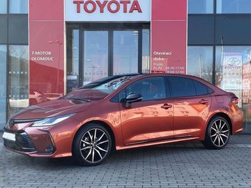 1,8 Hybrid GR Sport Odběr