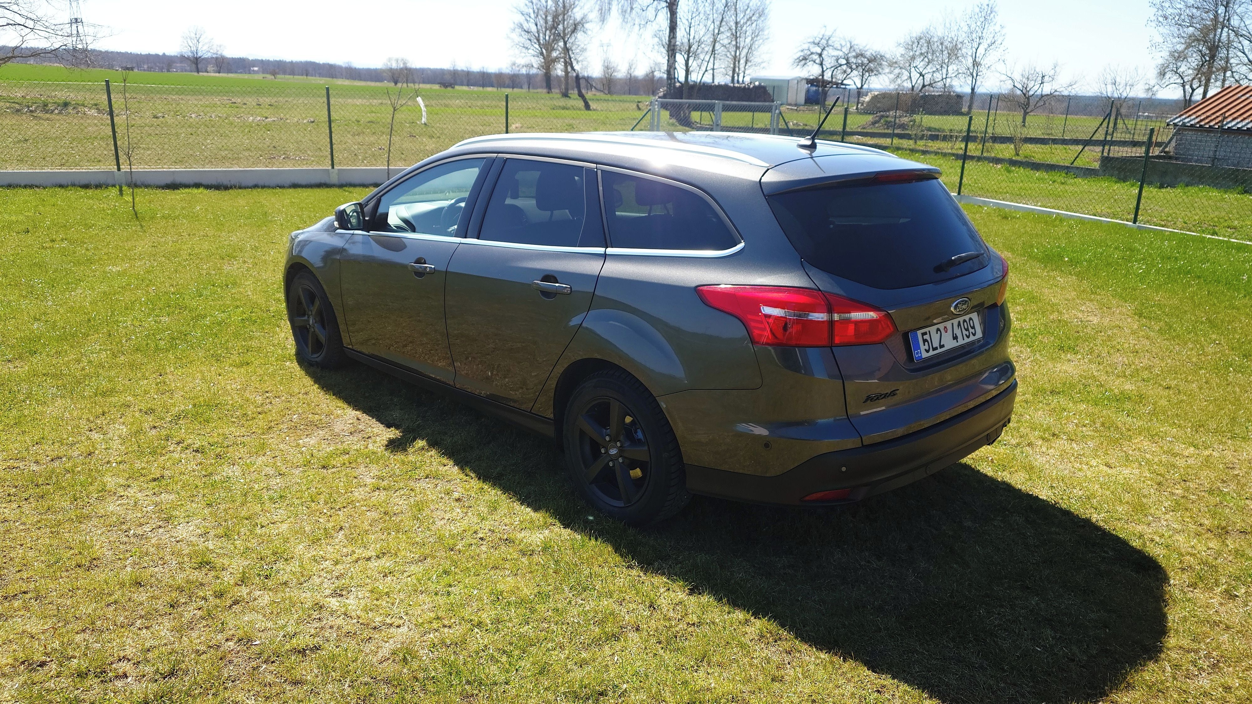 Ford Focus, Kombi Titanium 1.5 EB 150k - fotka 3