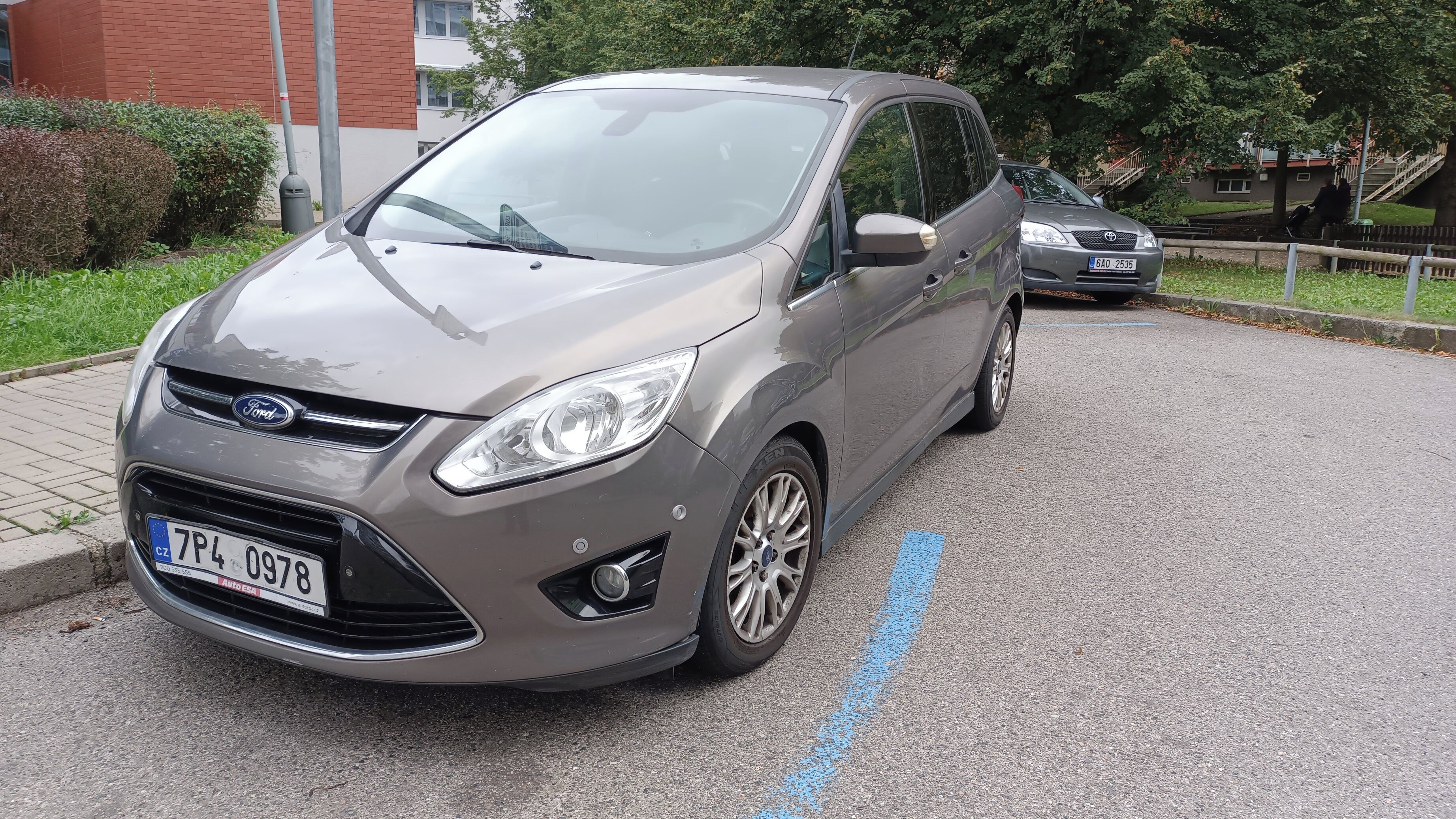 Ford Grand C-MAX