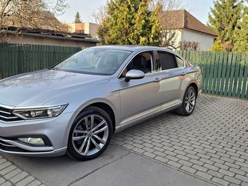VIII 2.0tdi Elegance ČR-1.maj.