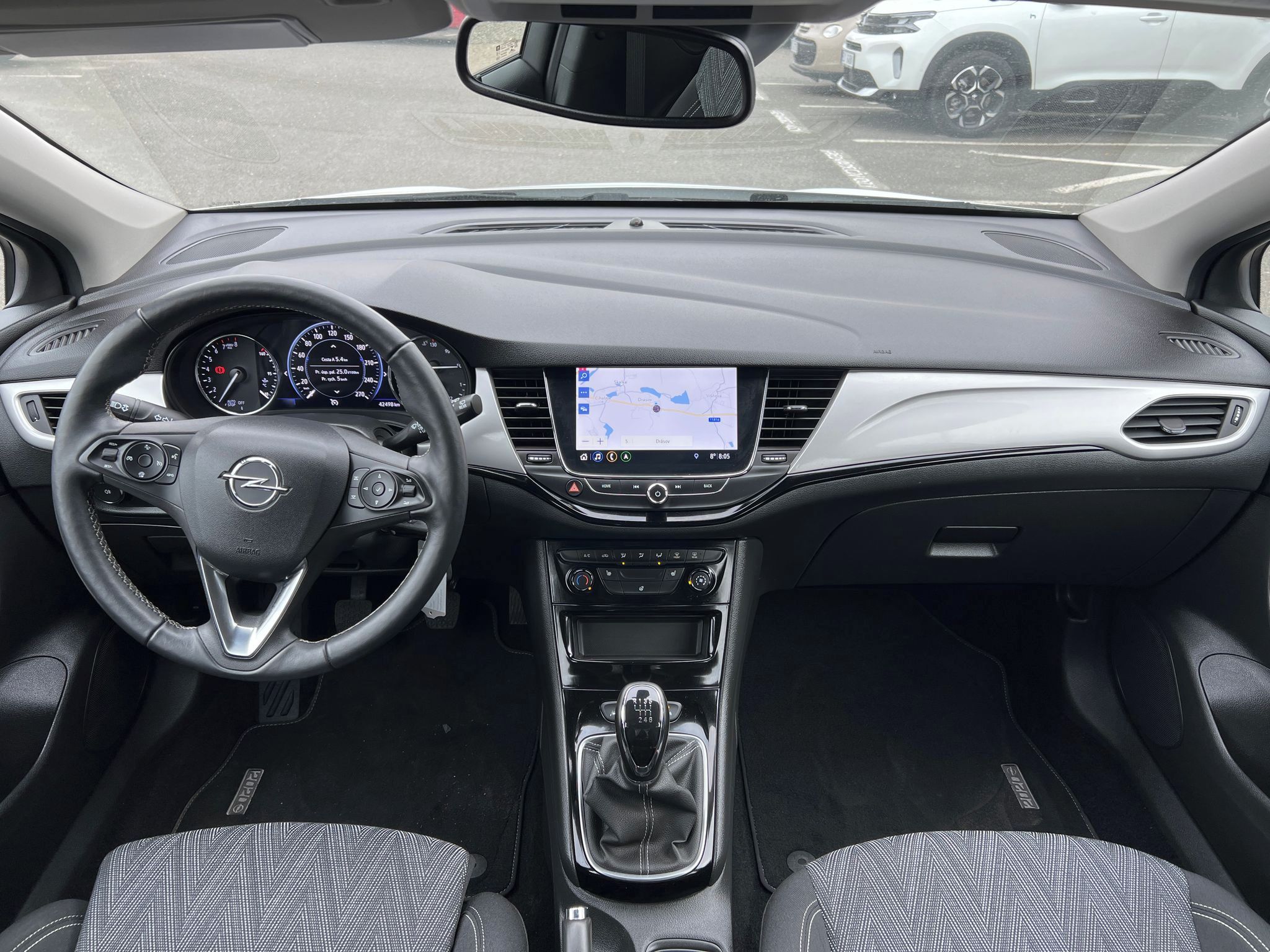 Opel Astra, 1.2 130k SERVIS ZÁRUKA TAŽNÉ - fotka 3