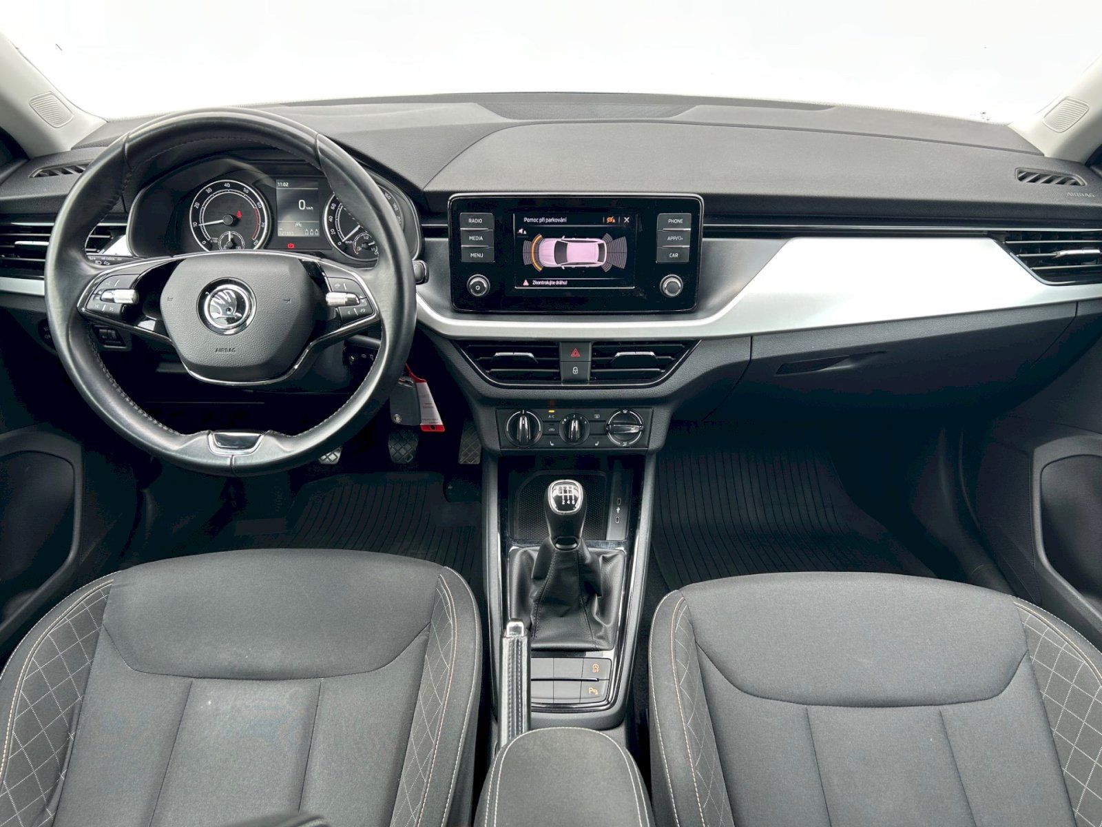 Škoda Scala, Ambition 1.0 TSI 81 kW - fotka 5