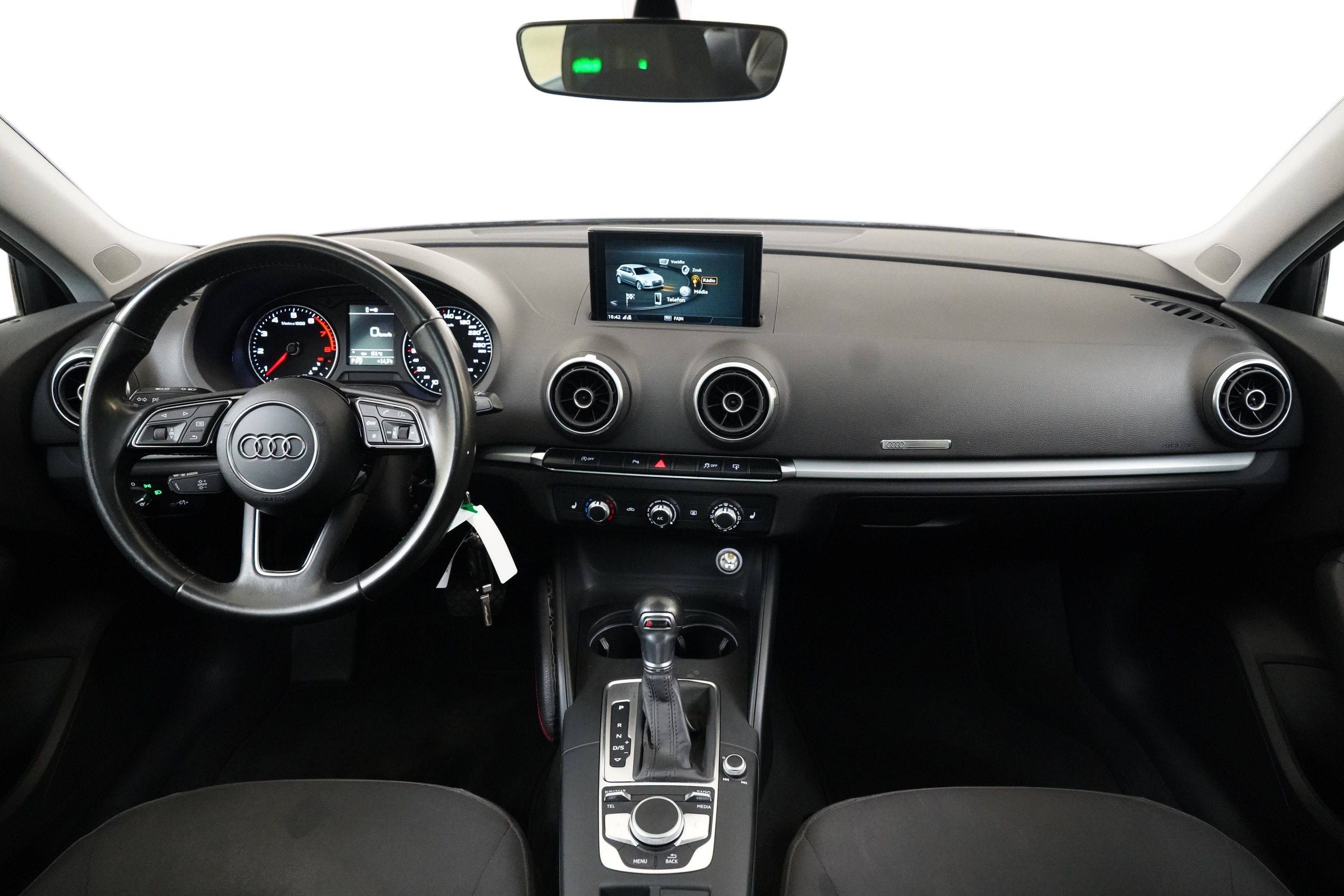 Audi A3, 1.4 TFS 110 kW Sportback - fotka 5