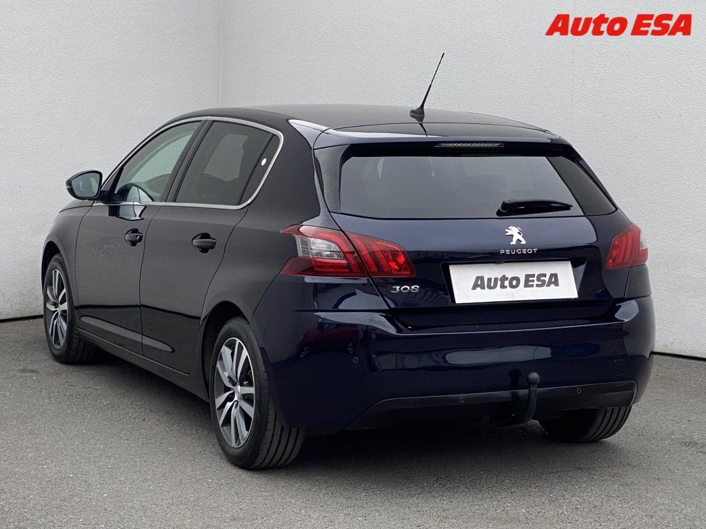 Peugeot 308, 1.2PT,Allure,AT,navi,TZ - fotka 6