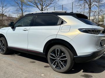 Honda HR-V  -hybrid 96 KW