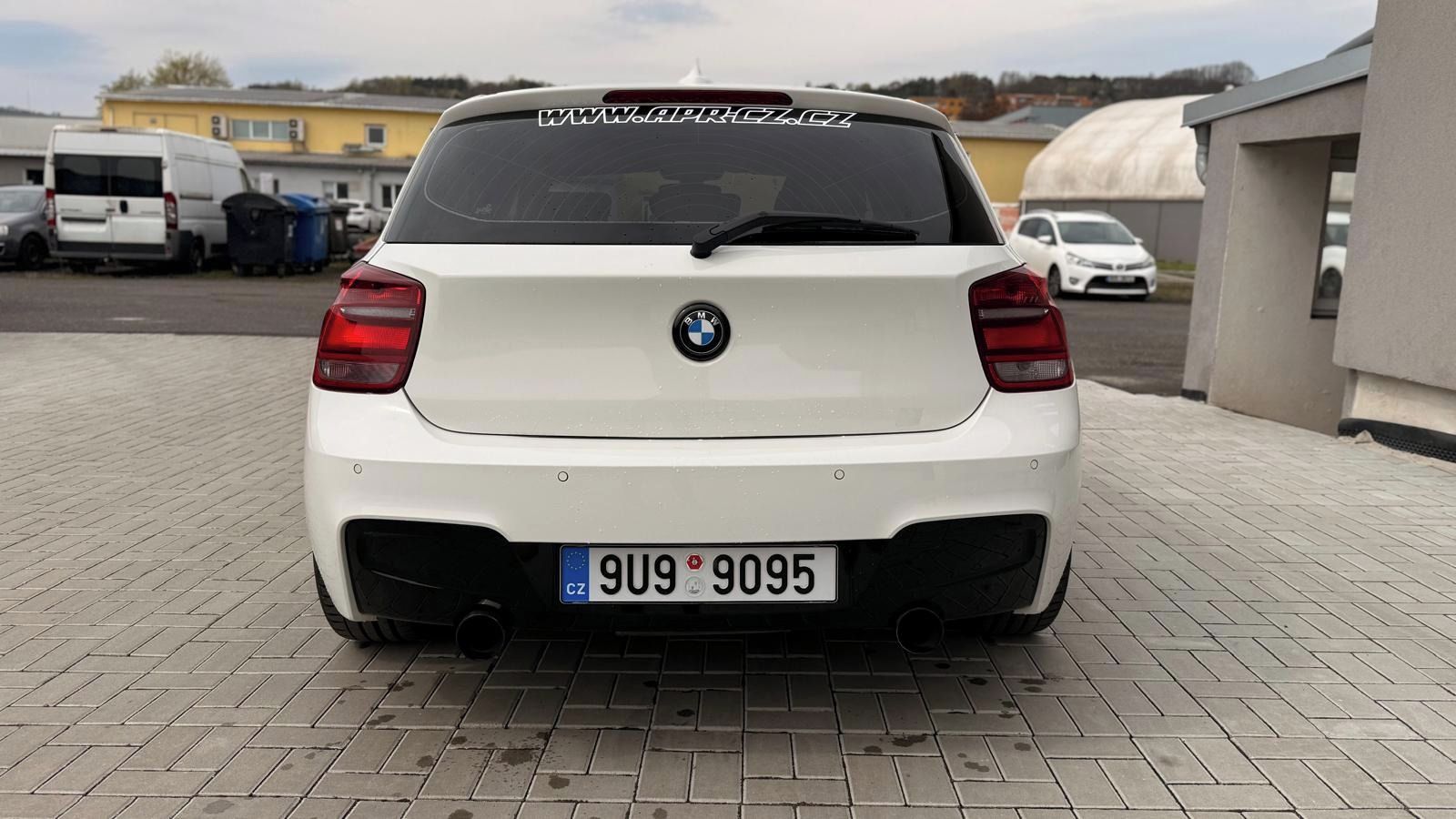 BMW Řada 1, BMW 116i M Paket - fotka 4