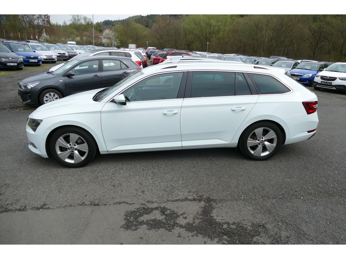 Škoda Superb, 1,4TSI 110KW DIGI-KLIMA - fotka 5