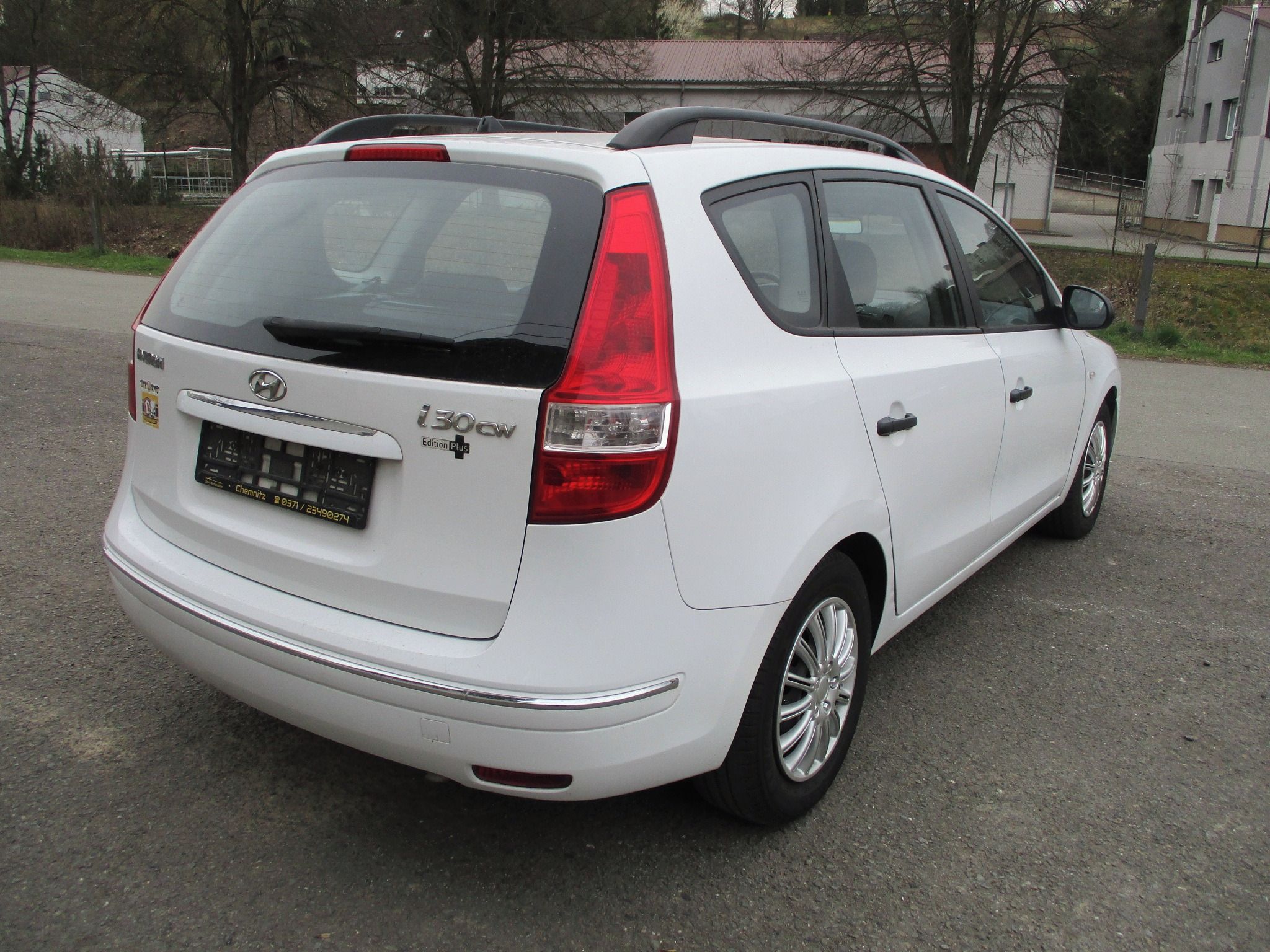Hyundai i30, 1.4 i - nové STK - fotka 4