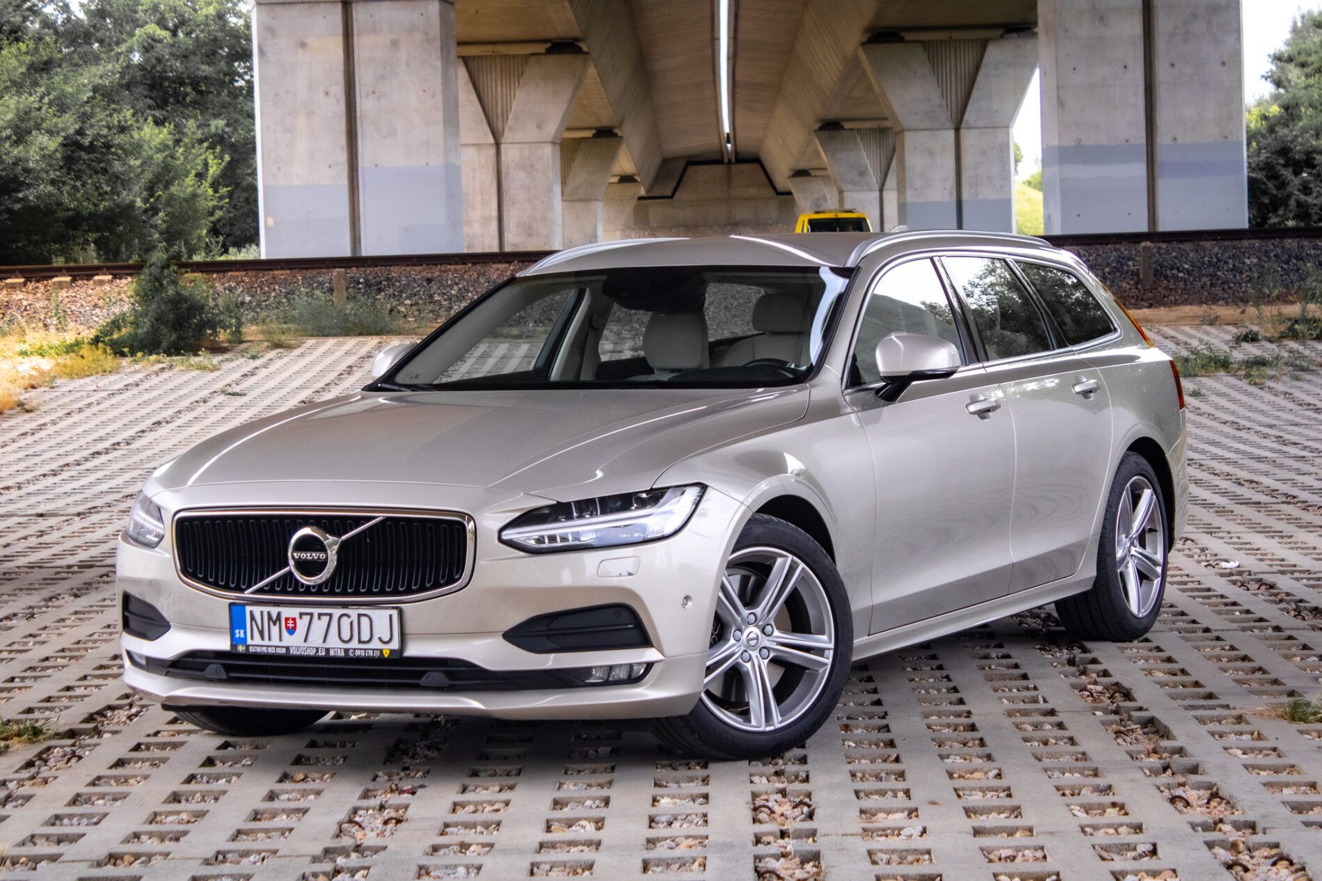 Volvo V90