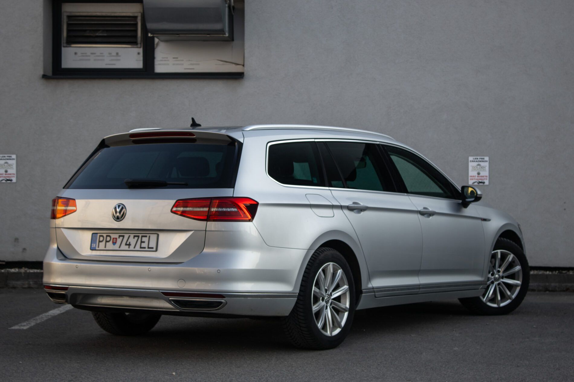 Volkswagen Passat Variant - fotka 6