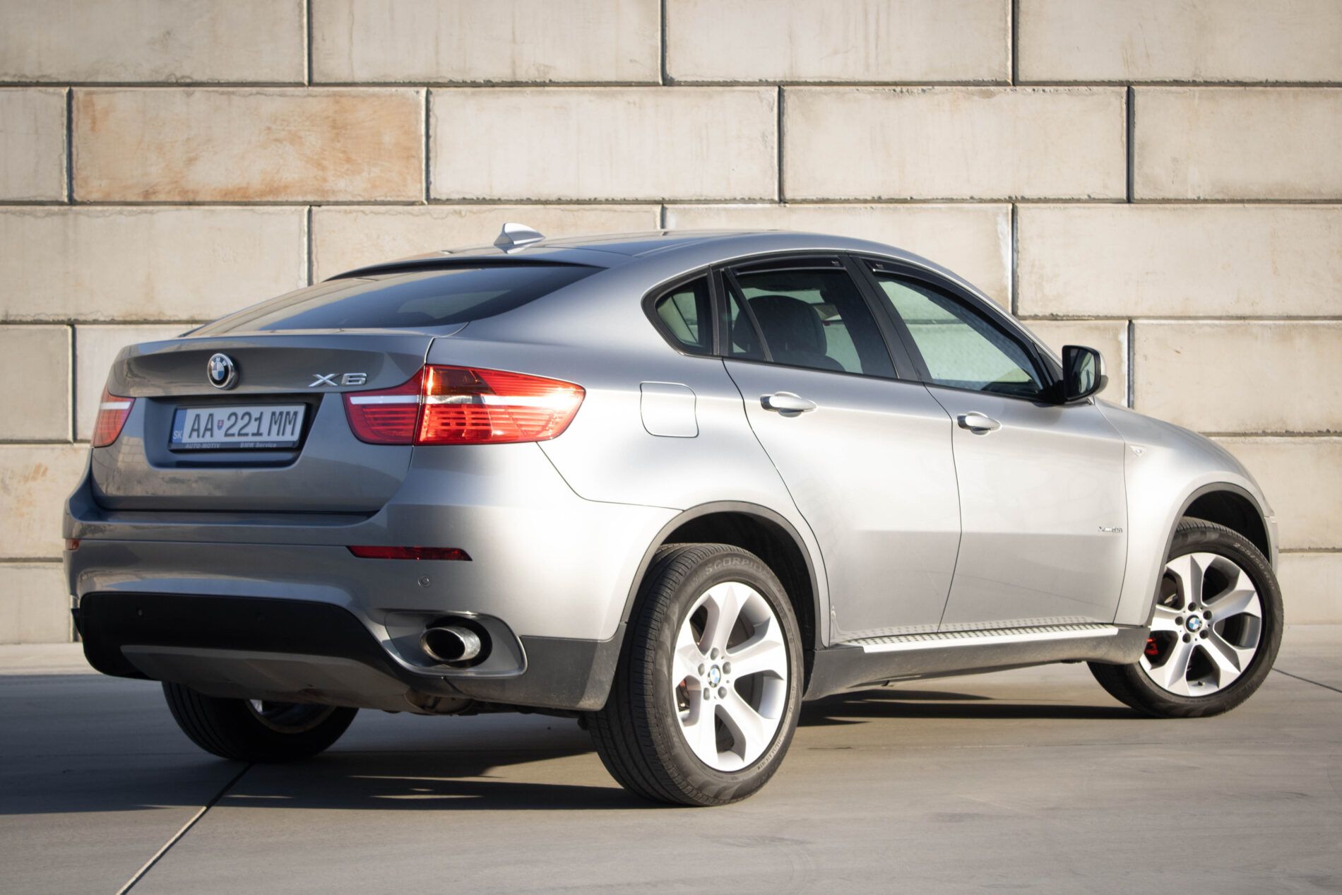 BMW X6 - fotka 4