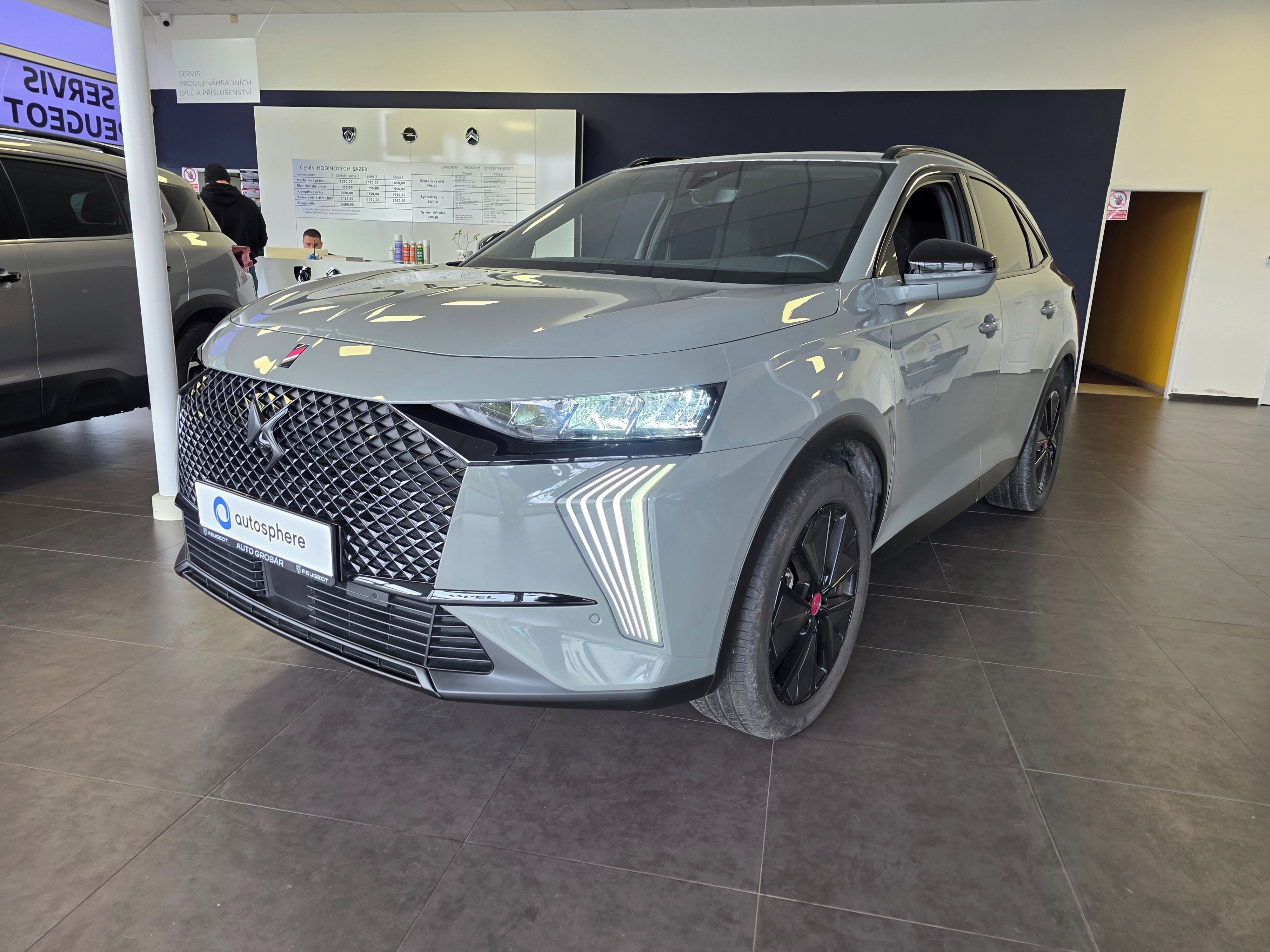 DS 7 Crossback, PERFOR-LINE 1.5BHDi AUT8 TAŽNÉ - fotka 2