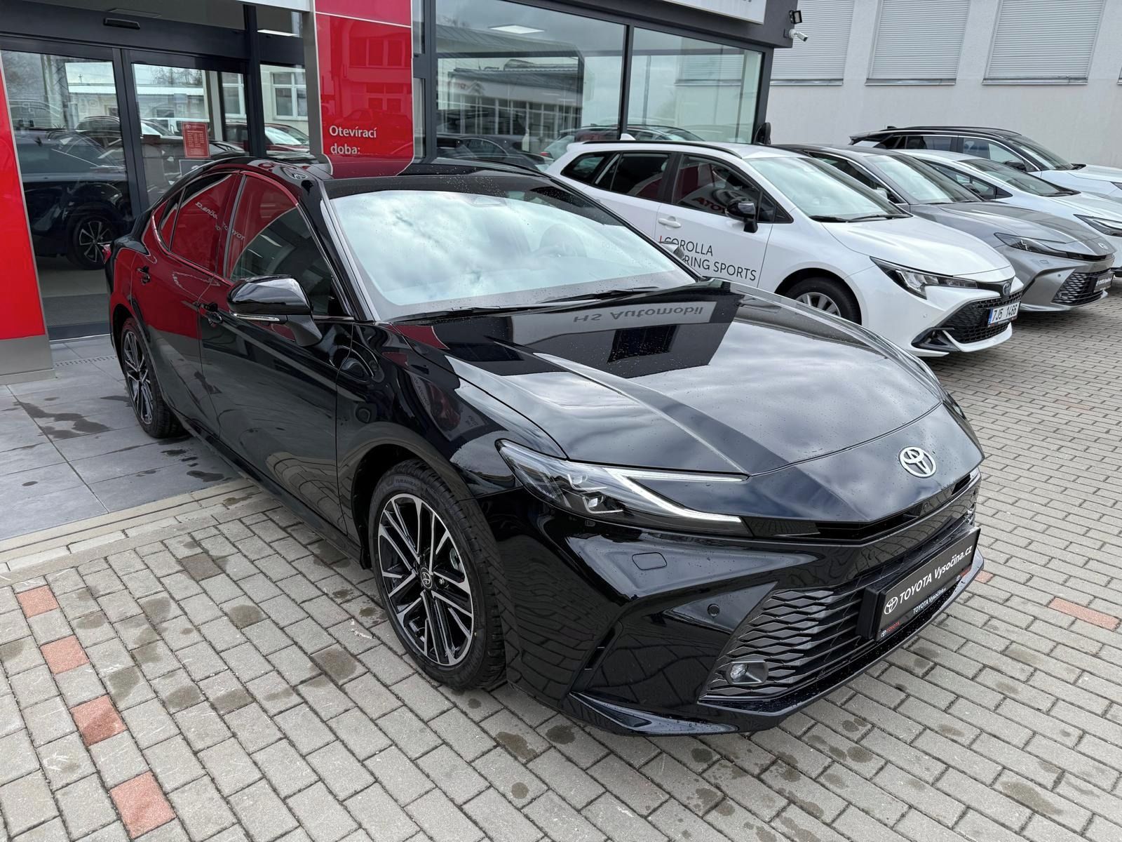 Toyota Camry, 2.5HEV 231PS Executive - fotka 3