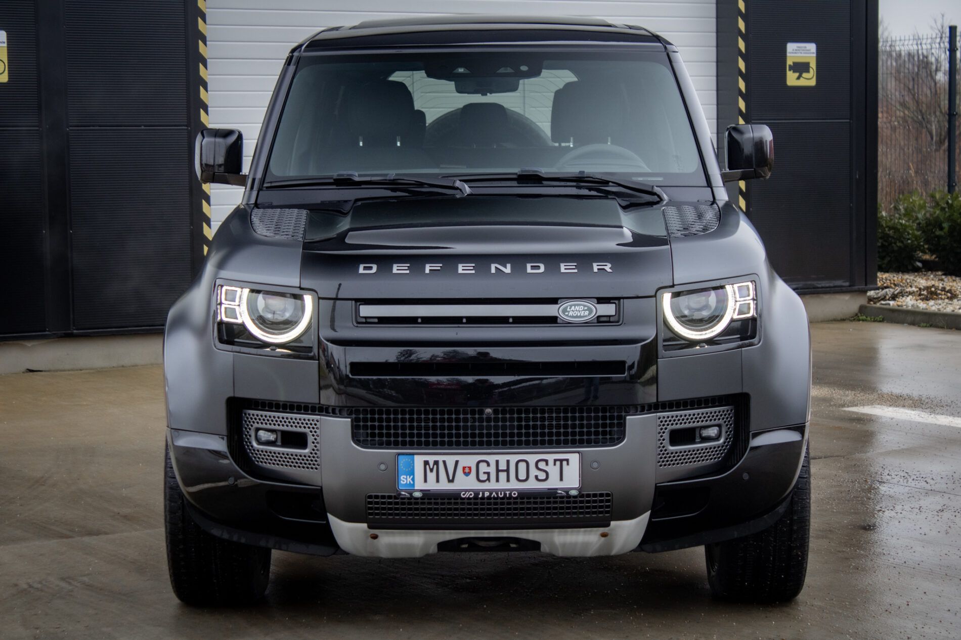 Land Rover Defender - fotka 4