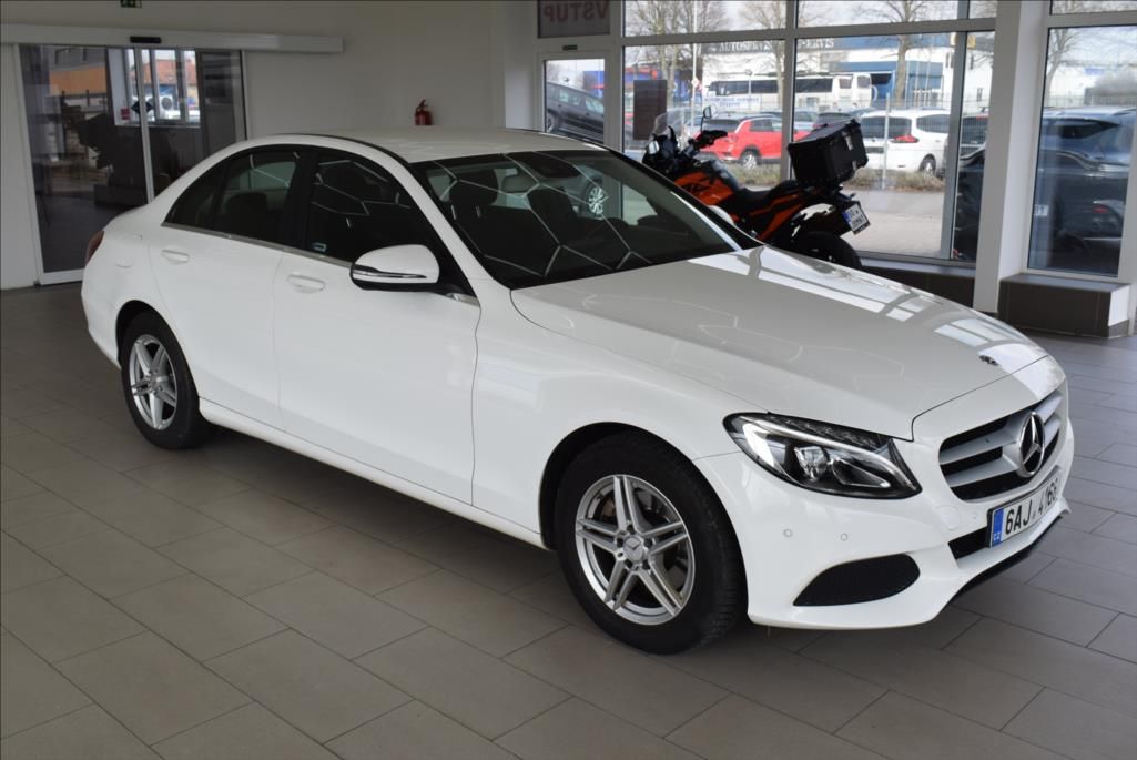 Mercedes-Benz Třídy C, 2,2 CDI, ČR,106814 km,serviska - fotka 3