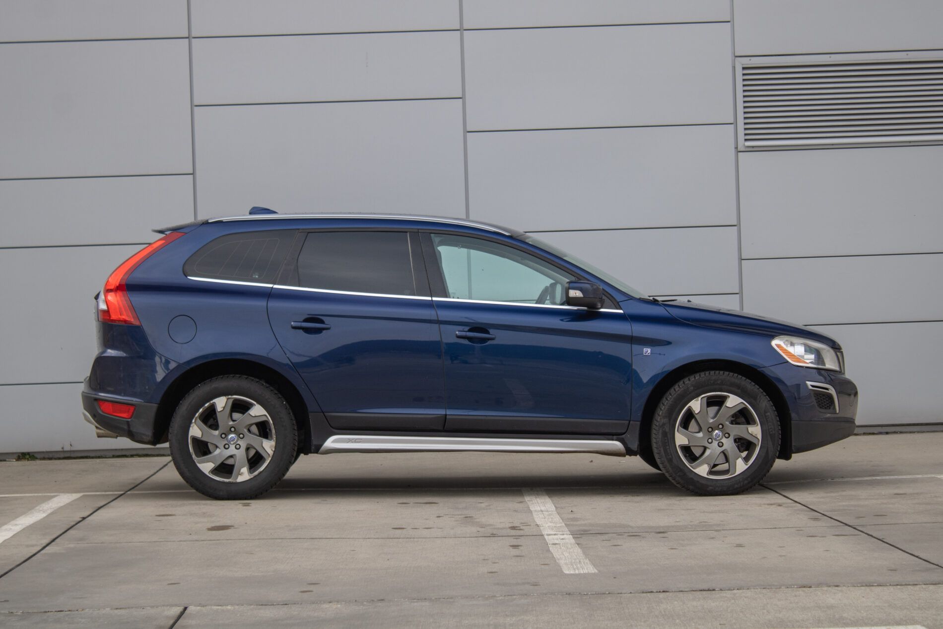 Volvo XC60 - fotka 4