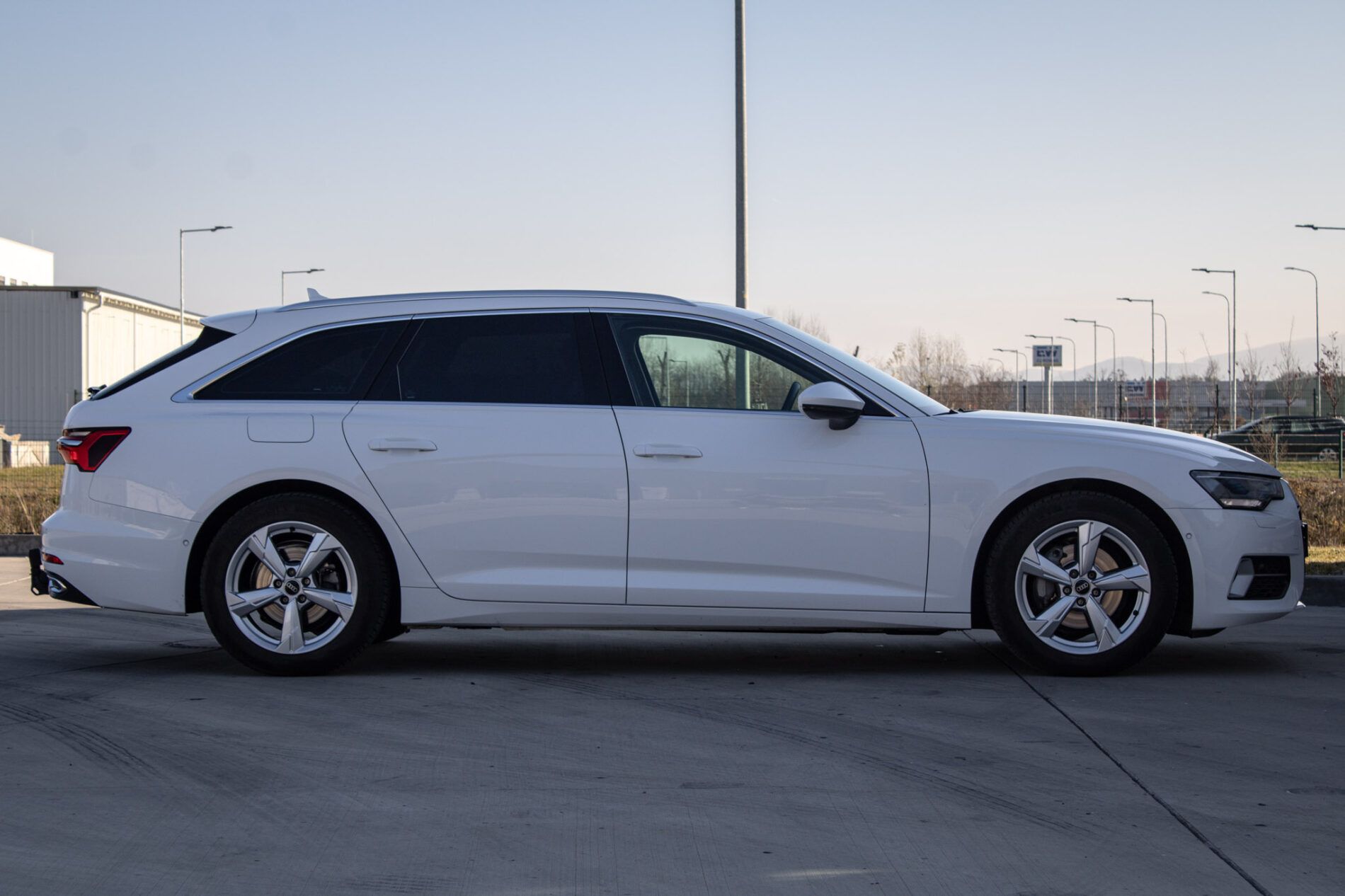 Audi A6 Avant - fotka 5