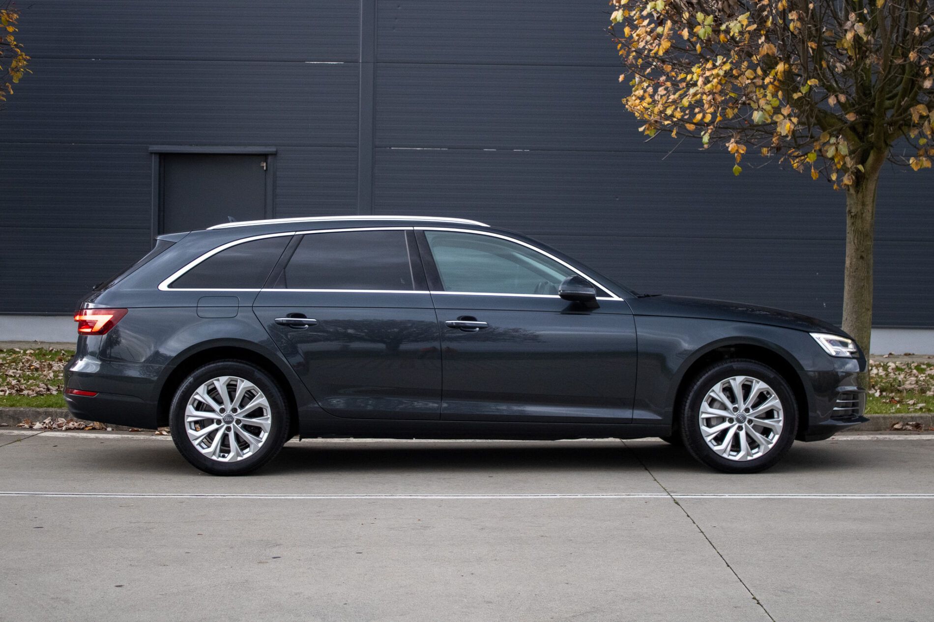 Audi A4 Avant - fotka 5