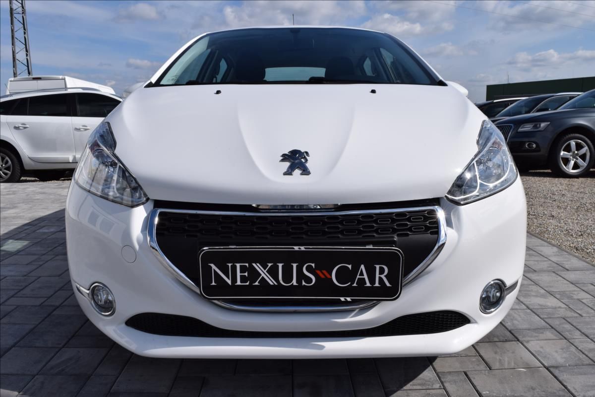 Peugeot 208, 1,4 HDi 50KW NÍZKÉ KM KLIMA - fotka 2