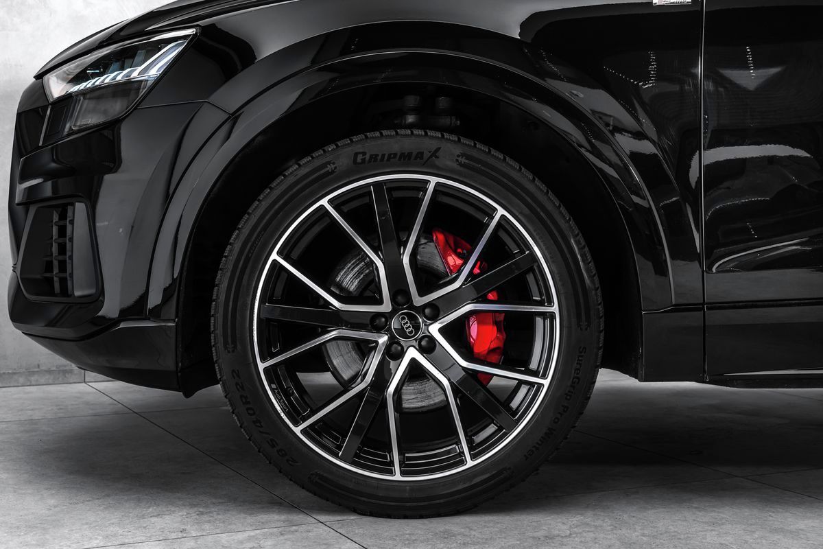 Audi Q8, 50TDI Q S-line Matrix Nezávisl - fotka 2