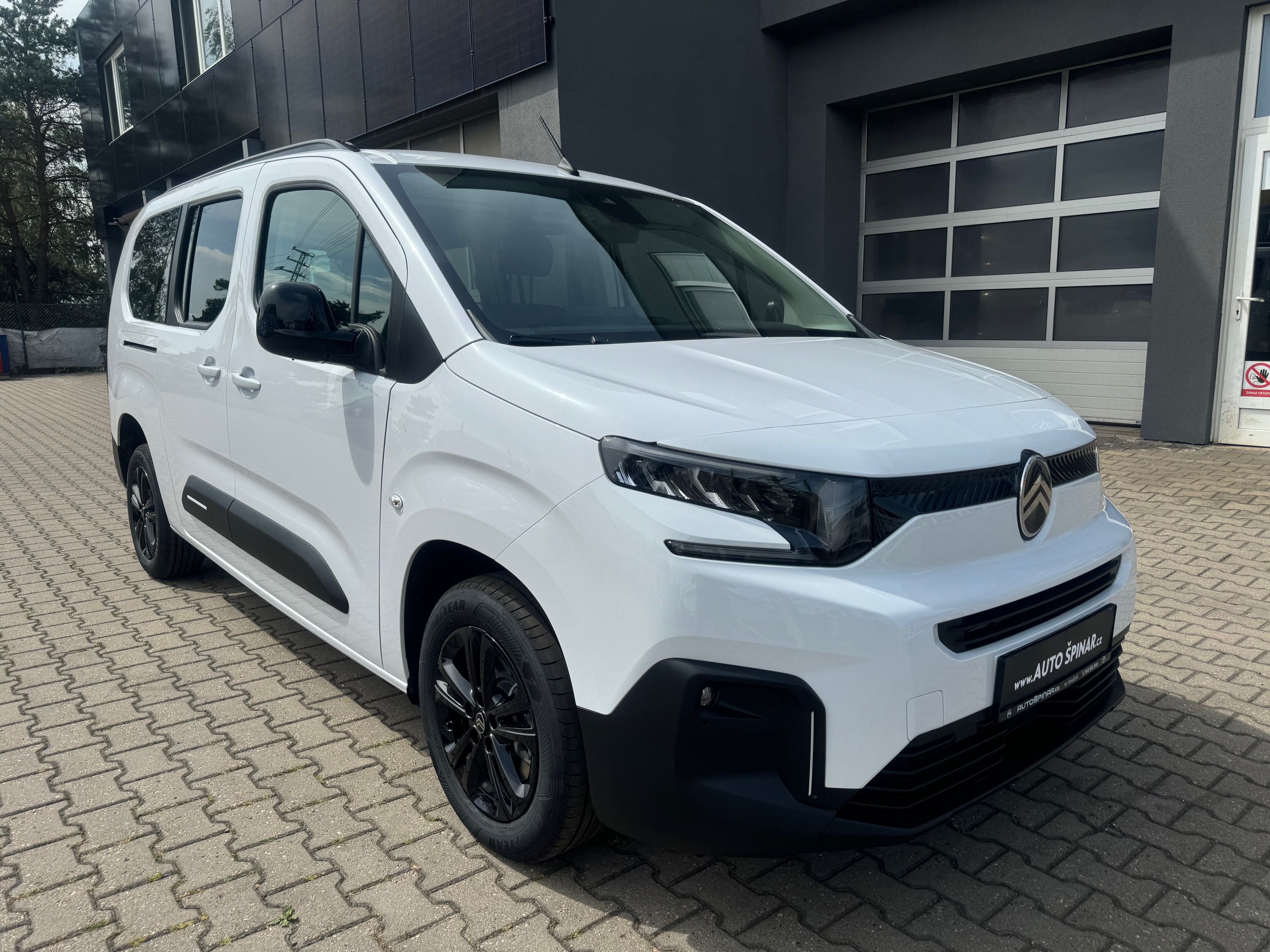 Citroën Berlingo, XL MAX 1.5 HDi 130 - 7 míst - fotka 2