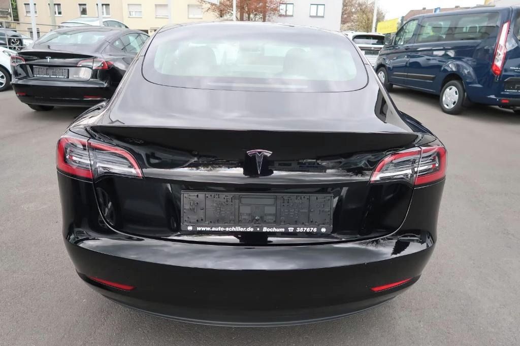 Tesla Model 3, Basis RWD*360° kamera*Kůže* - fotka 6