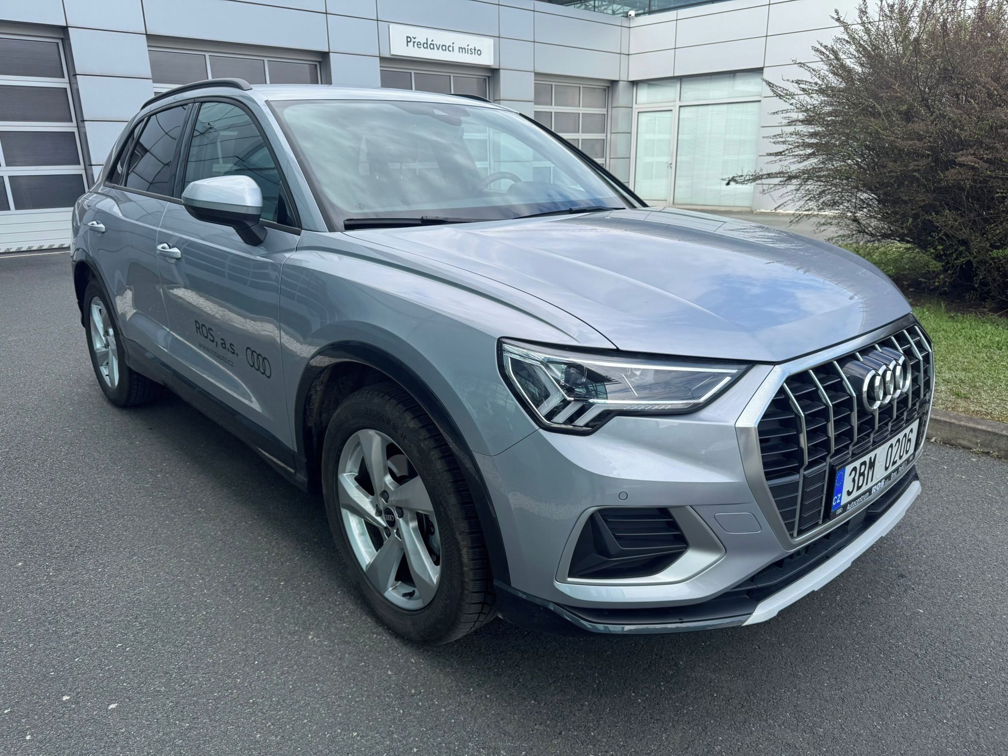 Audi Q3, Advanced 35 TDI 110 kW - fotka 6