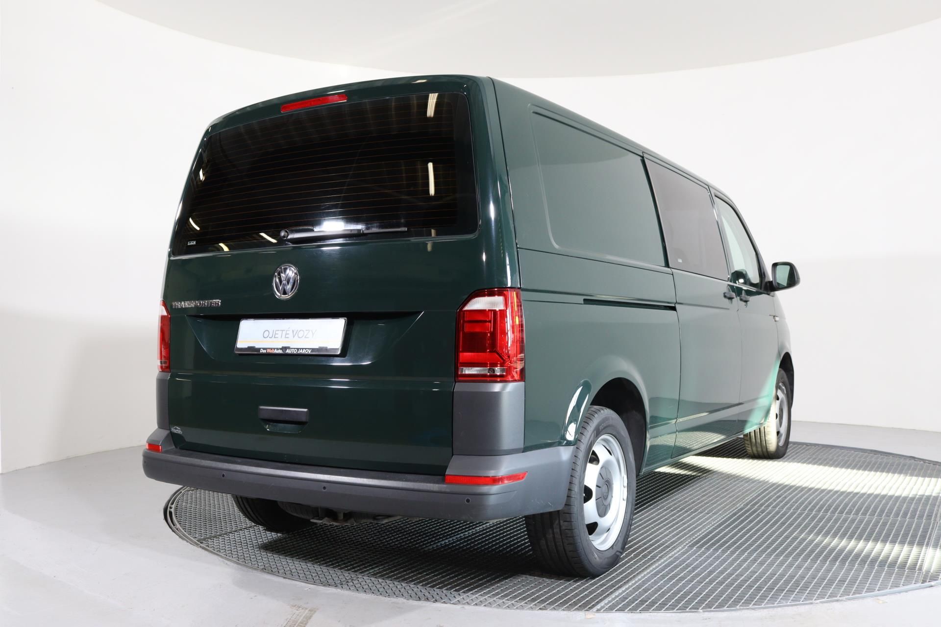 Volkswagen Transporter, KOMBI 2,0 TDI DSG 146kW/7 MÍST - fotka 2