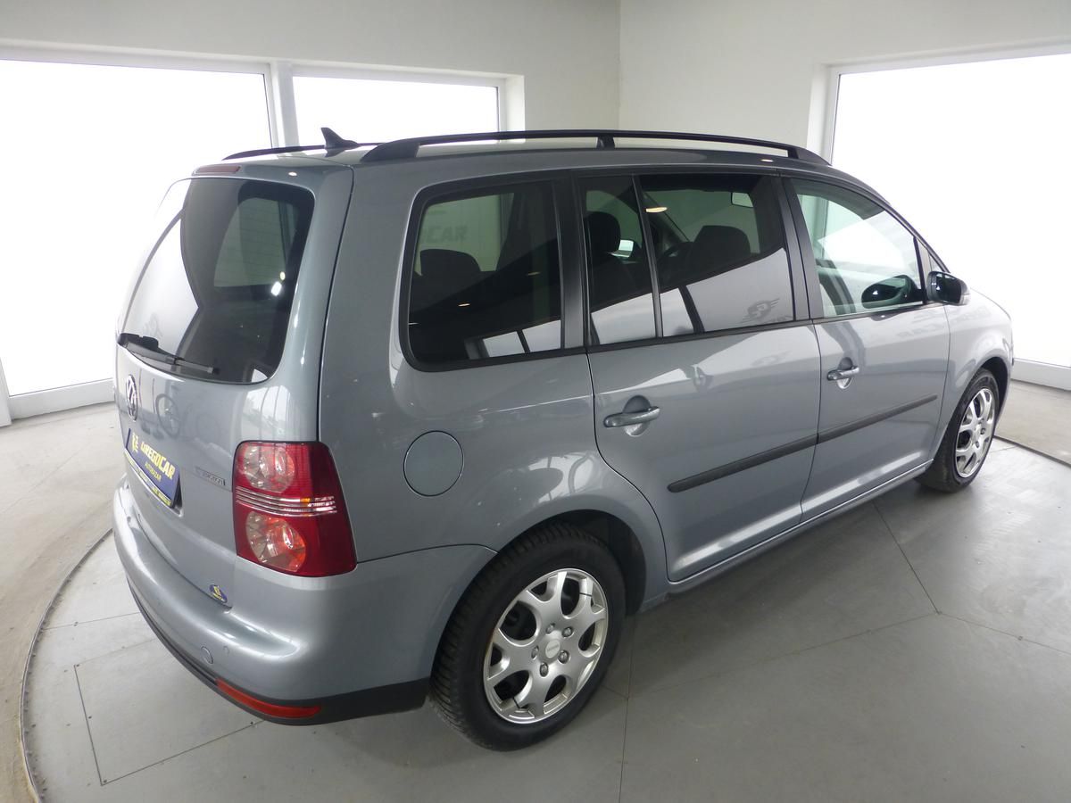 Volkswagen Touran, 1,9TDI*VYHŘ.SEDADLA***NAVIGACE - fotka 6