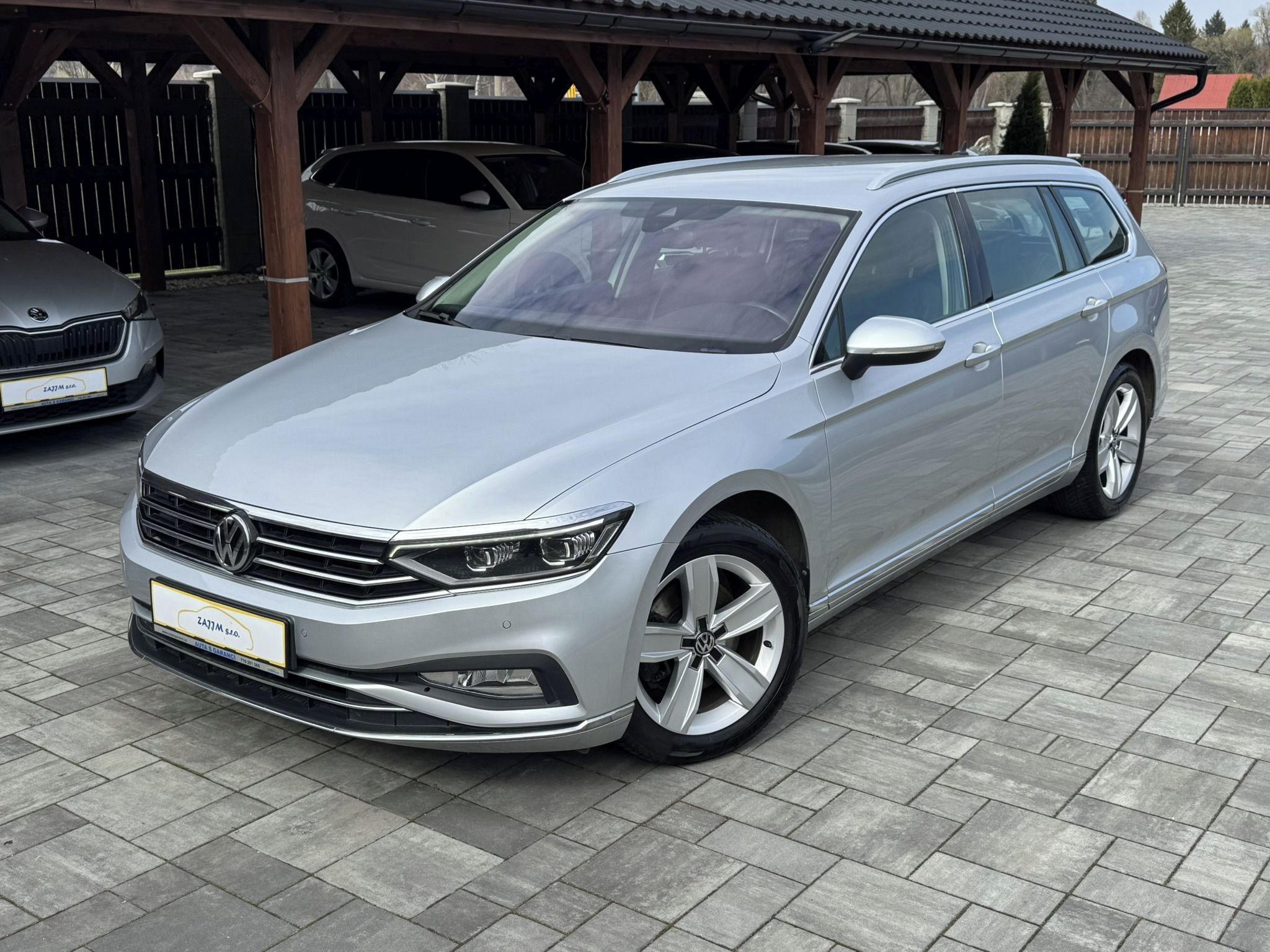 Volkswagen Passat, Elegance 2.0TSi 140kw DSG - fotka 2