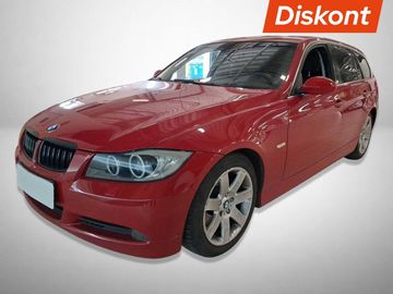 325 i, Automat, Navi, Xenony