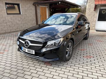 Mercedes Benz - C220d 4 Matic
