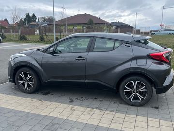 Prodám Toyotu C-HR