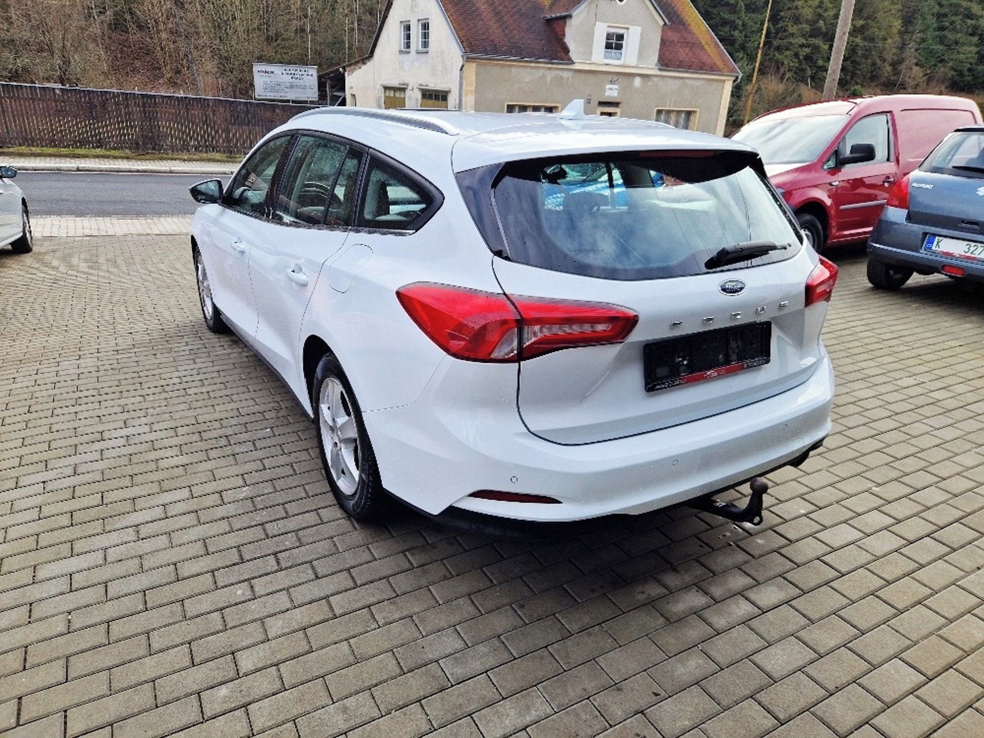 Ford Focus, 1.5 TDCi (88 kW), tažné - fotka 3