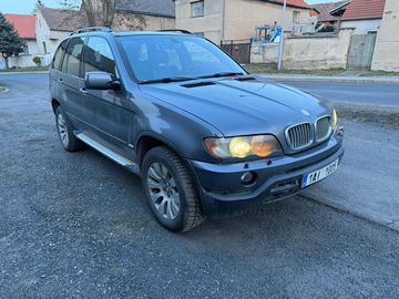 BMW X5 E53
