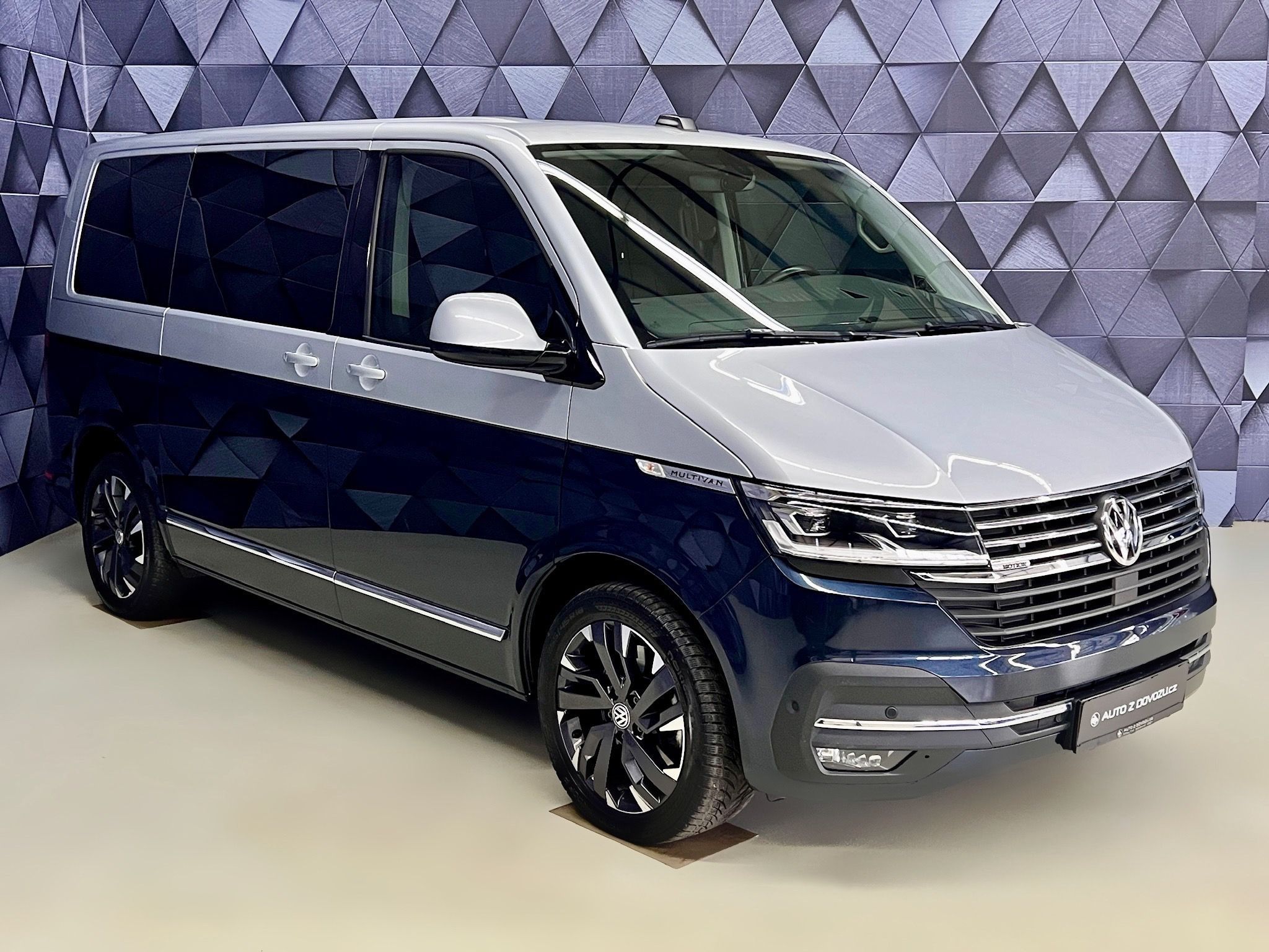 Volkswagen Multivan, 2.0 TDI 4M DSG, ALPINE, ACC - fotka 4