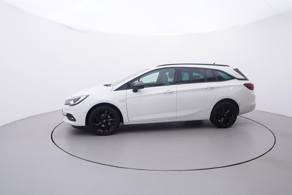Opel Astra, Ultimate 1.2 LIH 107 kW - fotka 2