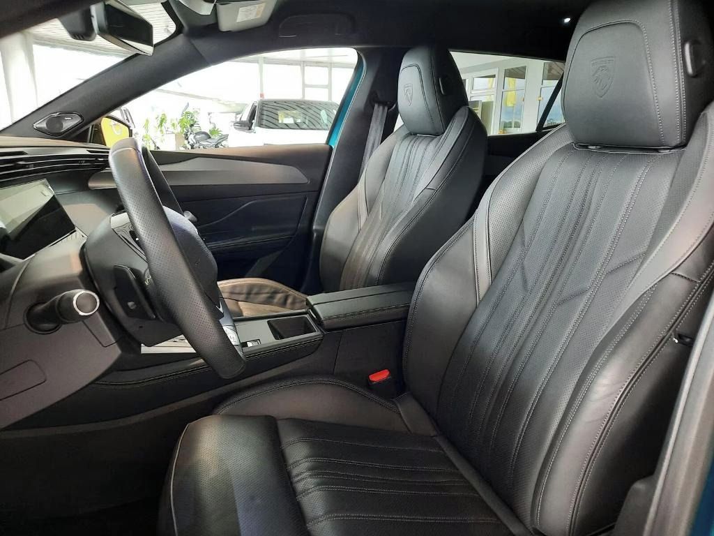 Peugeot 408, 1.2 GT Hybrid 136*Kůže*Navi* - fotka 6
