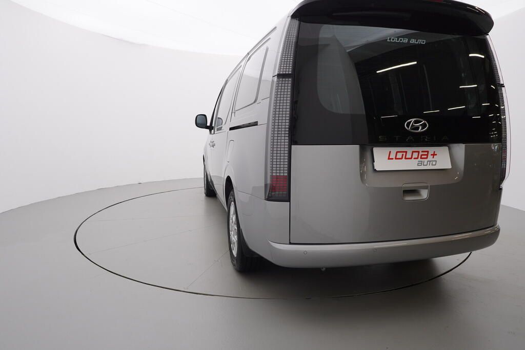Hyundai Staria, Comfort 2.2 CR 130 kW - fotka 4