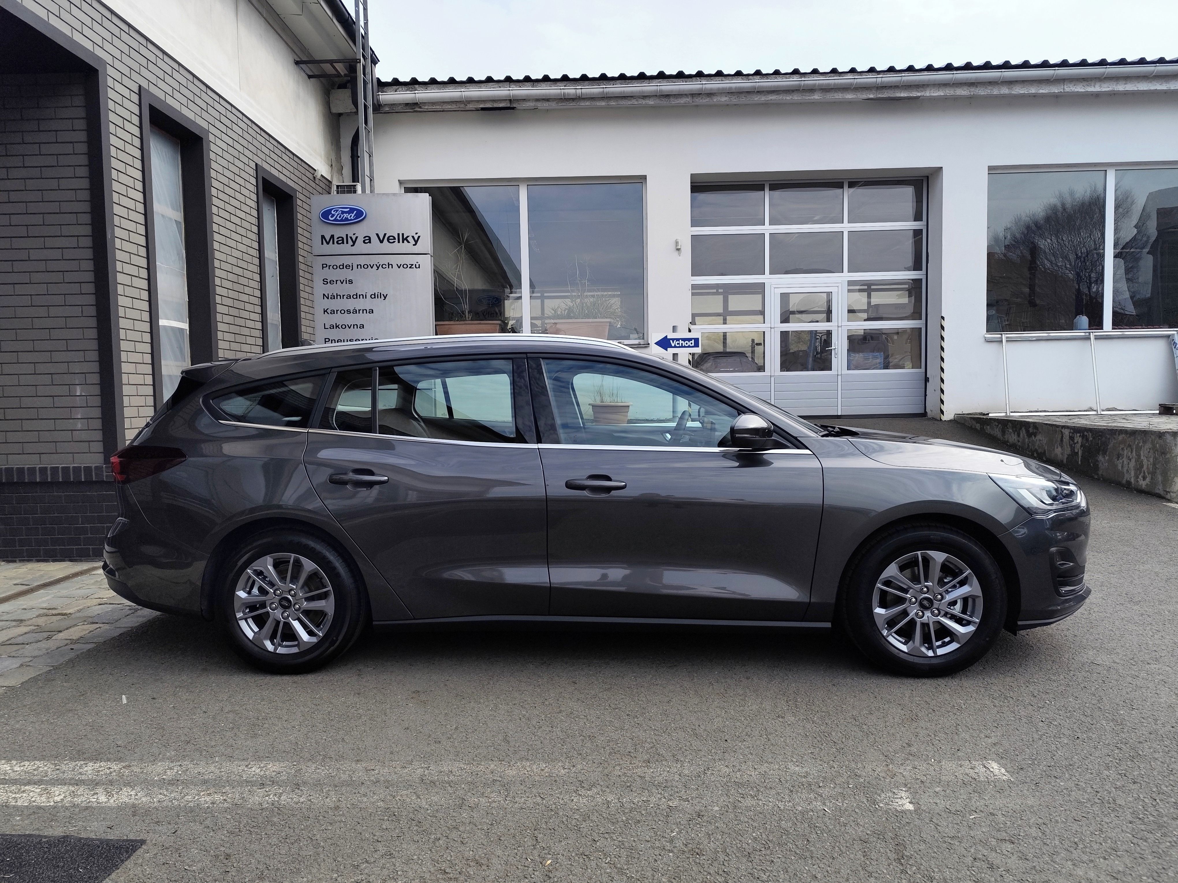 Ford Focus, 1.0 EcoBoost Hybrid 114kW/155k - fotka 3