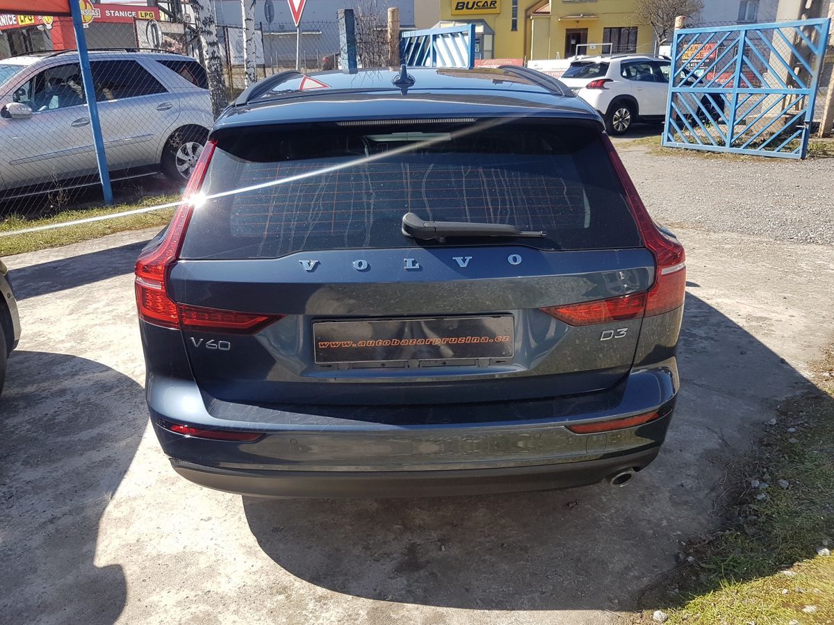 Volvo V60, D3 2.0D 110KW NAVI MANUÁL - fotka 5