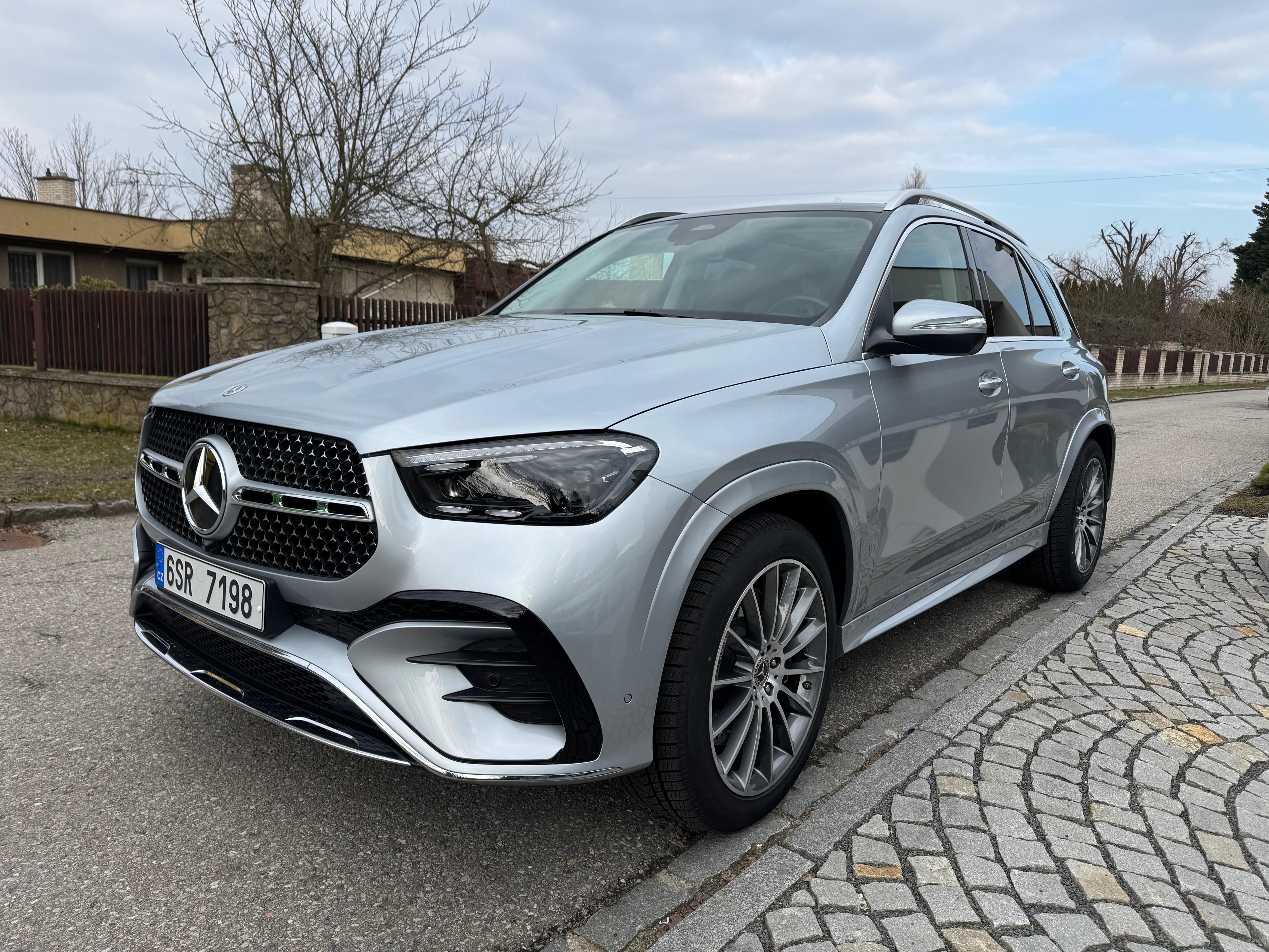 Mercedes-Benz GLE, 450d 4MATIC, ZÁRUKA DO 7/2028 - fotka 3