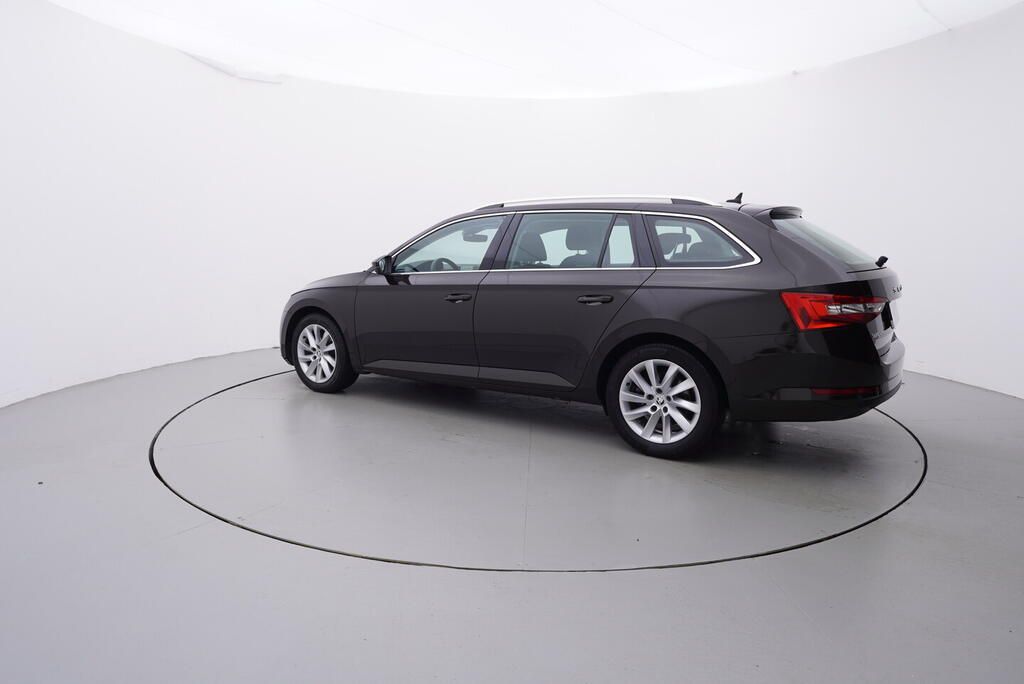 Škoda Superb, Style 2.0 TDI 110 kW - fotka 3