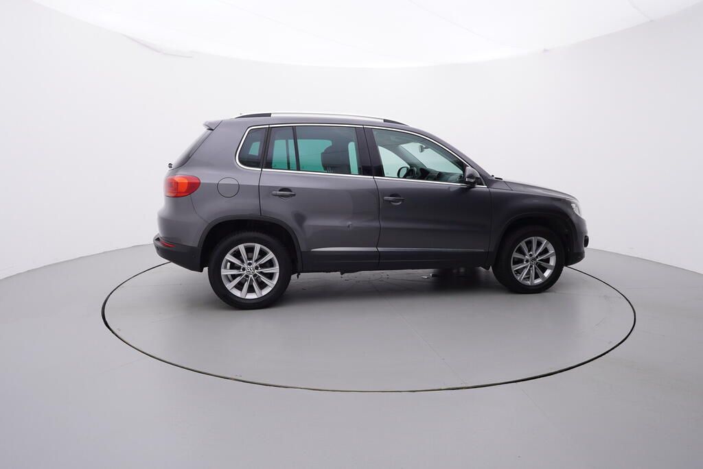 Volkswagen Tiguan, Carat 2.0 TDI 130 kW - fotka 6