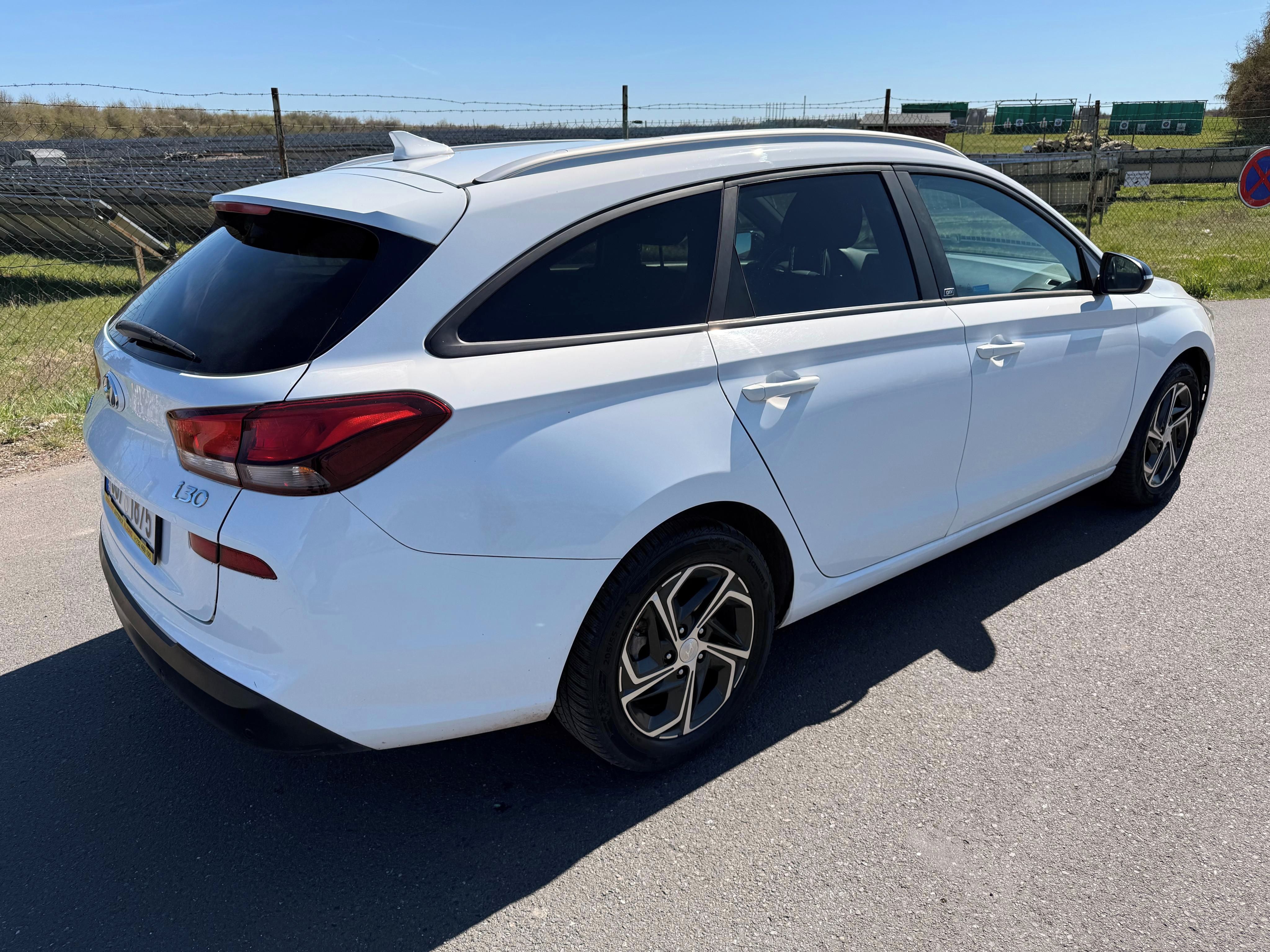 Hyundai i30, 1.4 TGDi 103kW včetně DPH - fotka 3