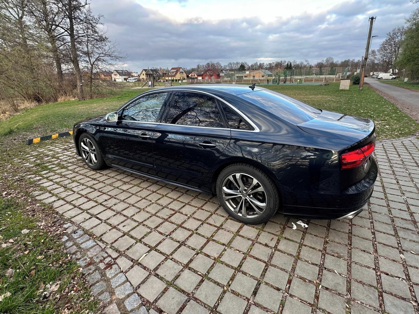 Audi S8, Audi S8 4.0 TFSI quattro, - fotka 2