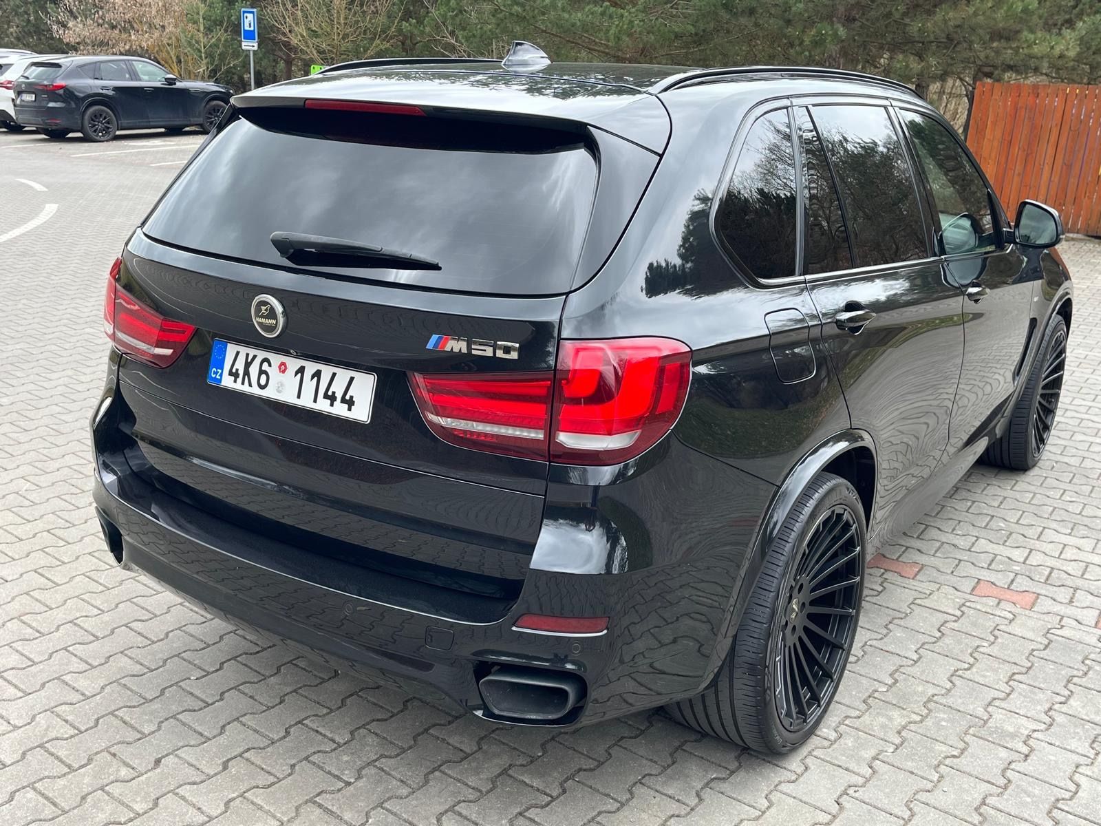 BMW X5, M50d Aut,pan.stř,head up dis. - fotka 3